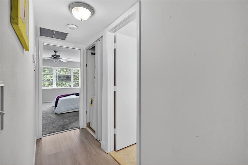 Image 20 of 41 For 13930 Nesting Way  C