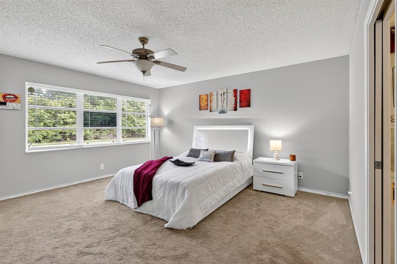 Image 24 of 41 For 13930 Nesting Way  C