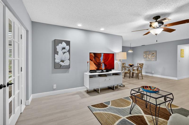 Image 5 of 41 For 13930 Nesting Way  C