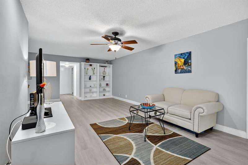 Image 6 of 41 For 13930 Nesting Way  C