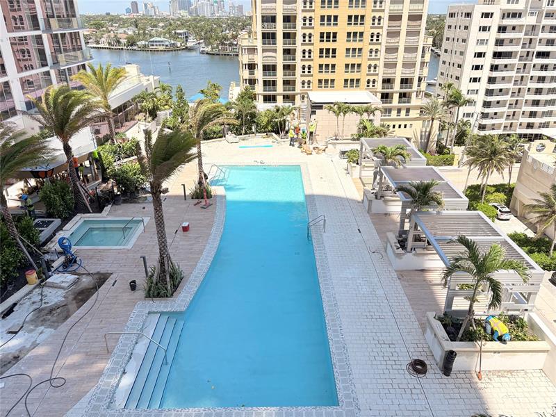 Image 18 of 61 For 151 Seabreeze Blvd  0703-e