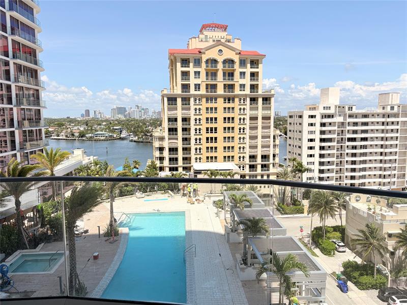 Image 19 of 61 For 151 Seabreeze Blvd  0703-e