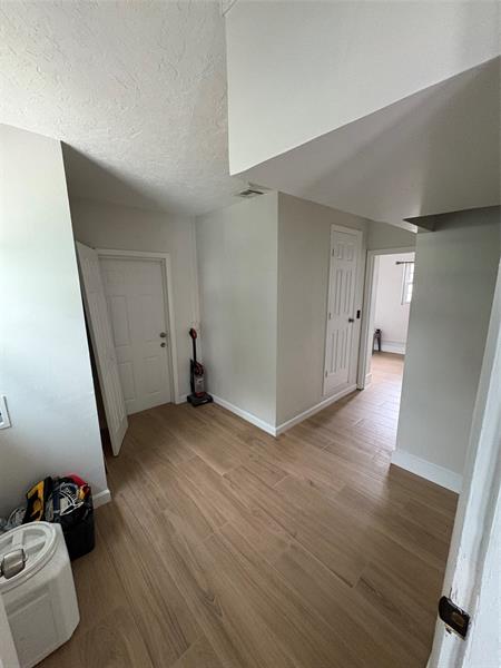 Image 11 of 16 For 1501 6th Ave