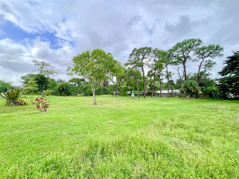 Details for 5220 Jack Ave, Stuart, FL 34997