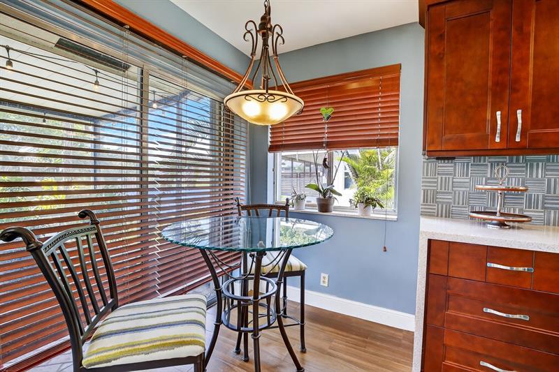 Image 10 of 46 For 2052 Discovery Cir E