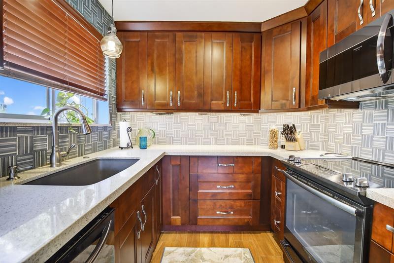 Image 12 of 46 For 2052 Discovery Cir E