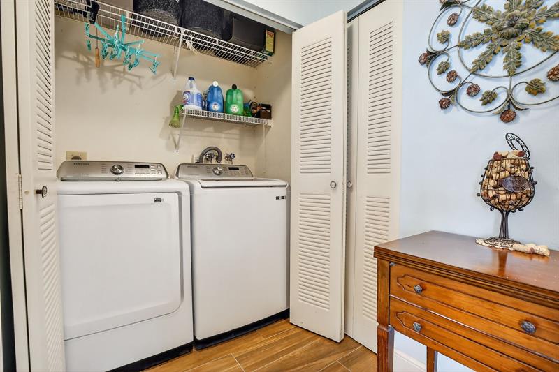 Image 19 of 46 For 2052 Discovery Cir E