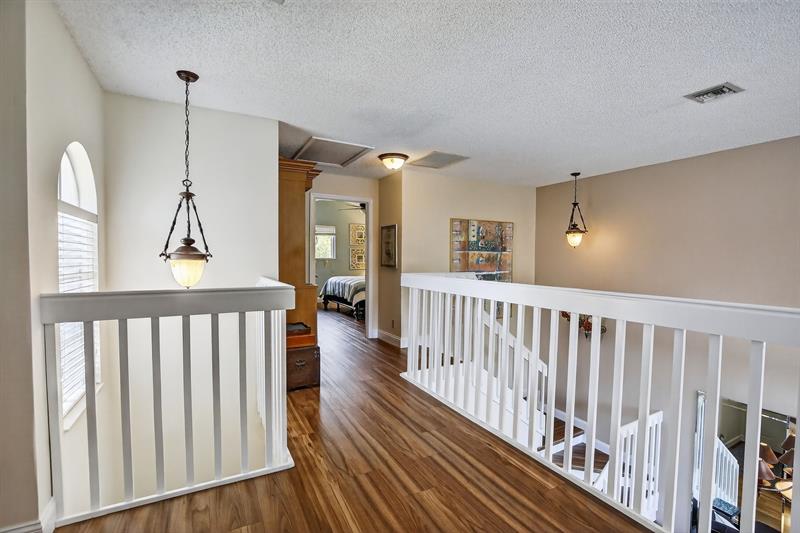 Image 24 of 46 For 2052 Discovery Cir E