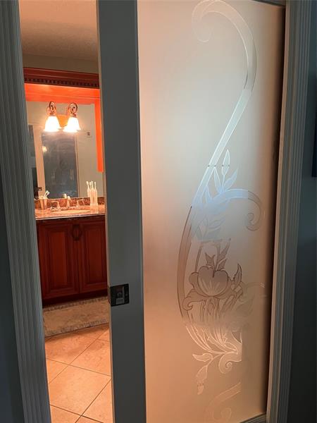 Image 28 of 46 For 2052 Discovery Cir E