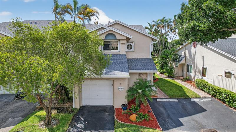 Image 3 of 46 For 2052 Discovery Cir E