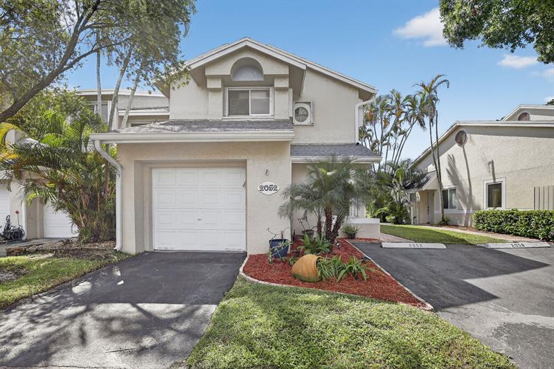 Image 35 of 46 For 2052 Discovery Cir E