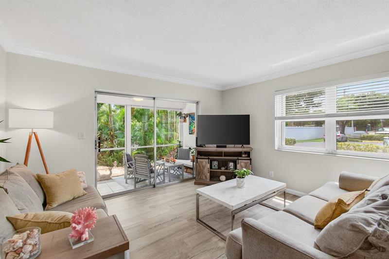 Image 12 of 45 For 10 13th St  1a