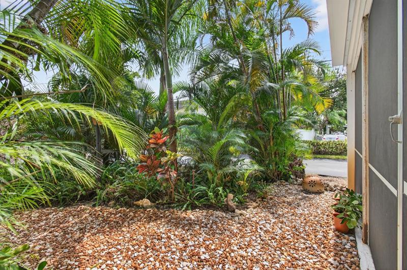 Image 34 of 45 For 10 13th St  1a