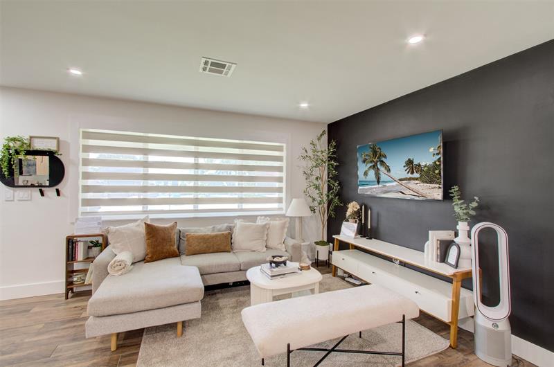 Image 15 of 67 For 7700 15th St