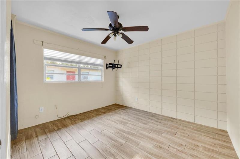 Image 15 of 17 For 757-797 Roane Rd, Clermont