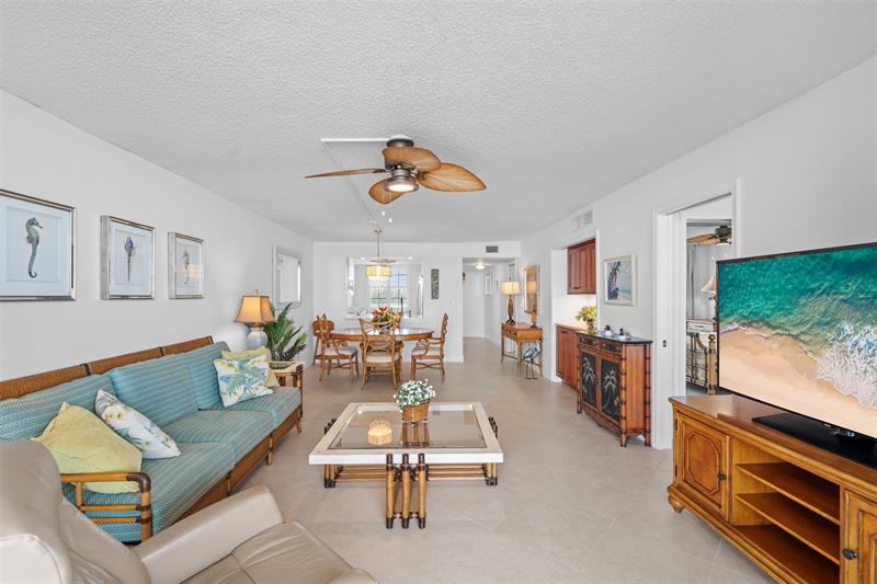Image 13 of 40 For 10000 Ocean Dr  404
