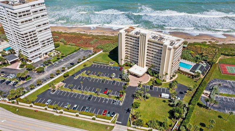 Image 33 of 40 For 10000 Ocean Dr  404