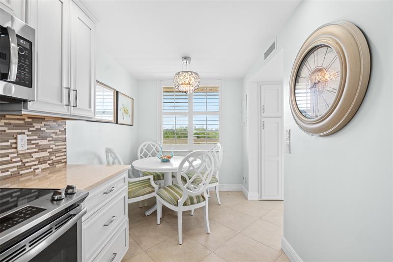 Image 9 of 40 For 10000 Ocean Dr  404