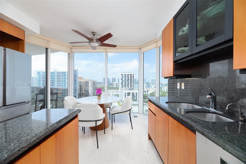 Image 17 of 67 For 17555 Collins Ave  1608