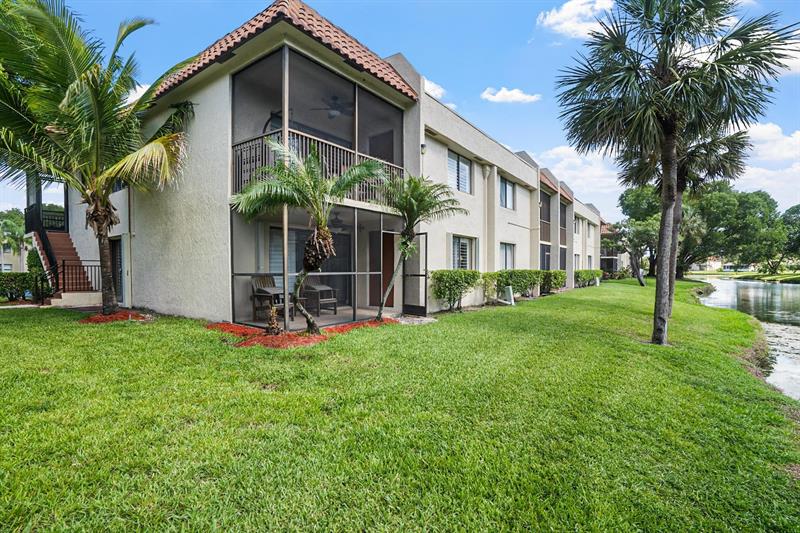 Image 28 of 28 For 410 Lakeview Dr  104