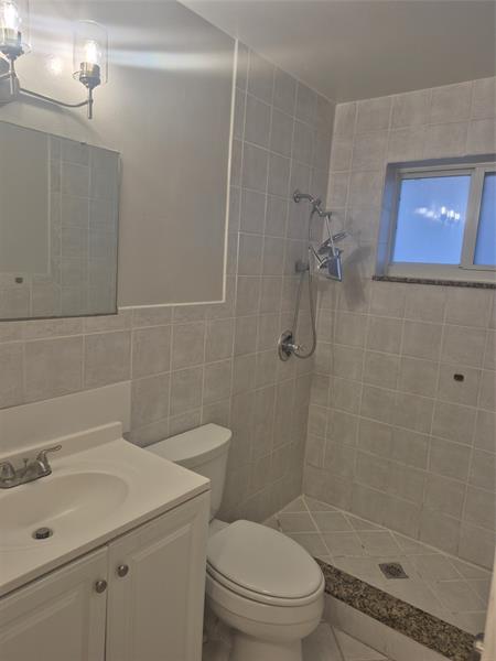 Image 7 of 11 For 1129 5th Ave  2