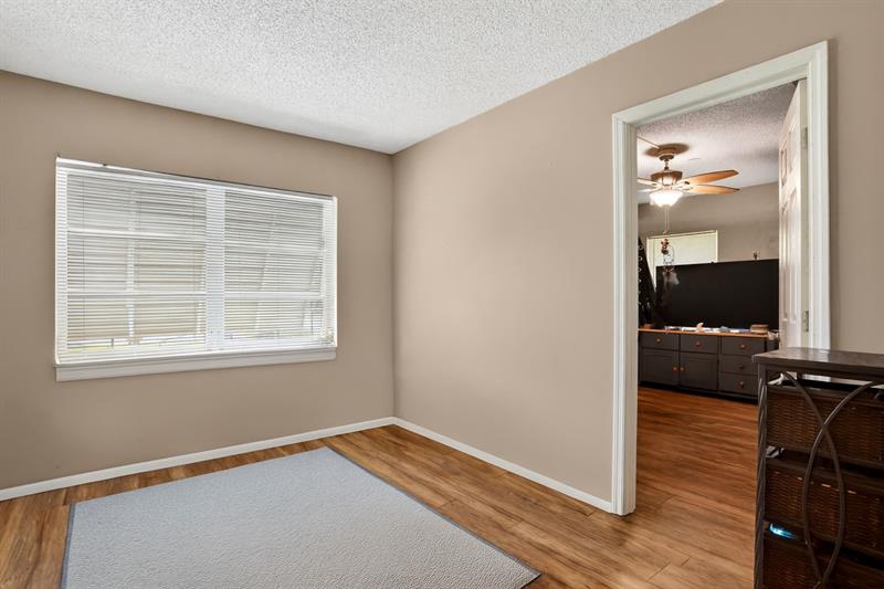 Image 16 of 34 For 9806 71st St