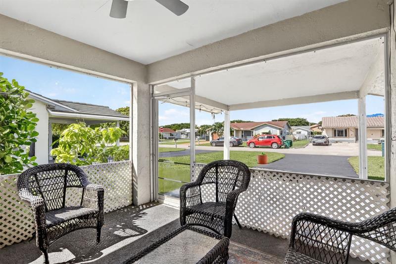 Image 6 of 34 For 9806 71st St