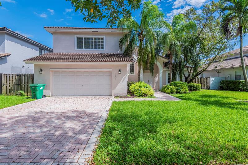 Image 2 of 44 For 14951 157th Ct