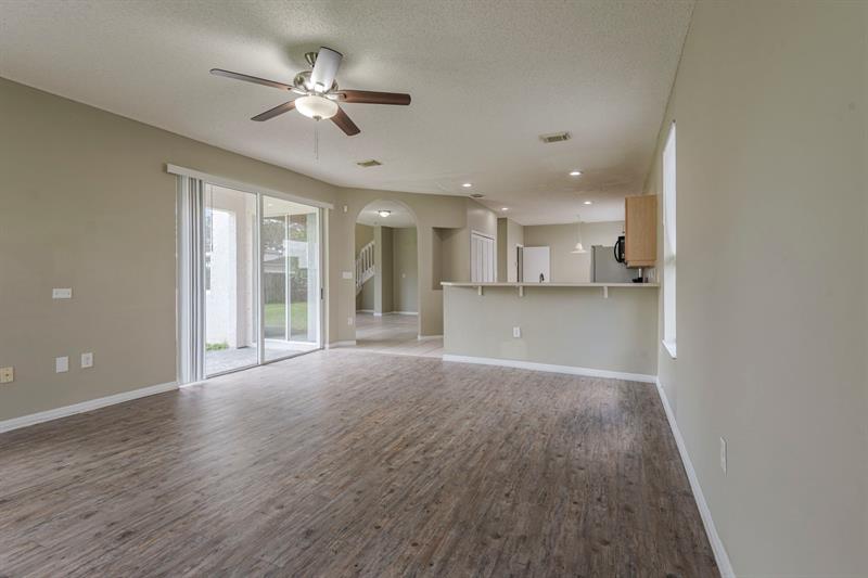 Image 20 of 44 For 14951 157th Ct