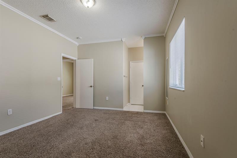 Image 34 of 44 For 14951 157th Ct