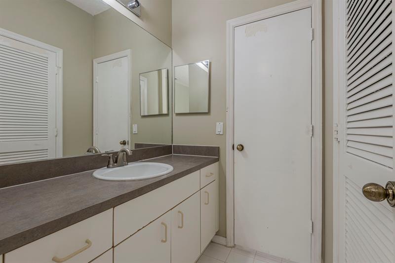 Image 38 of 44 For 14951 157th Ct