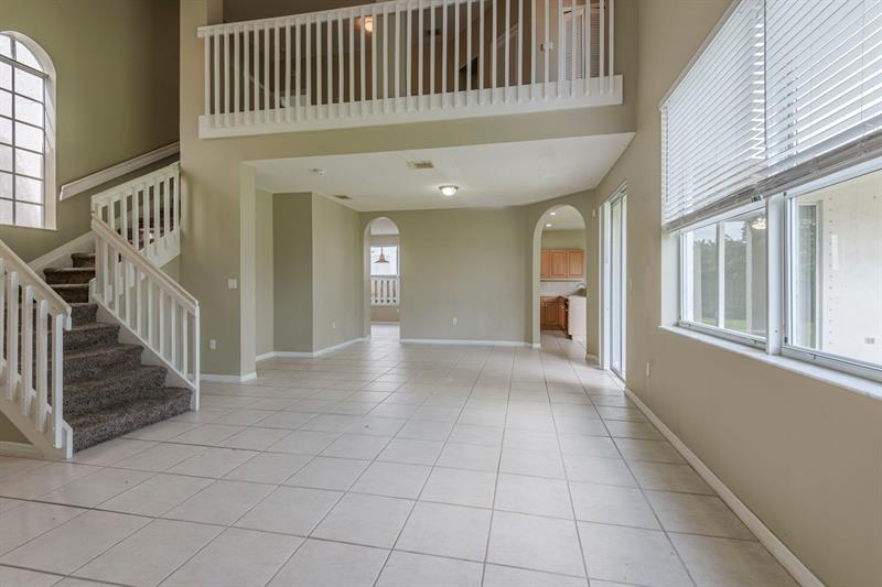 Image 5 of 44 For 14951 157th Ct