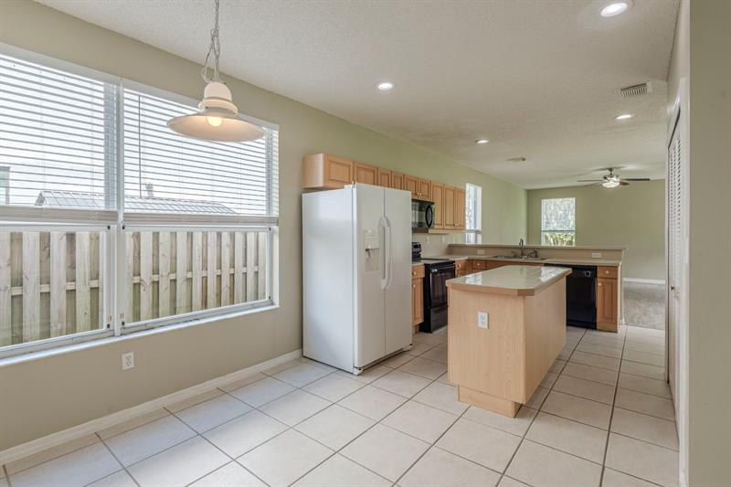 Image 8 of 44 For 14951 157th Ct