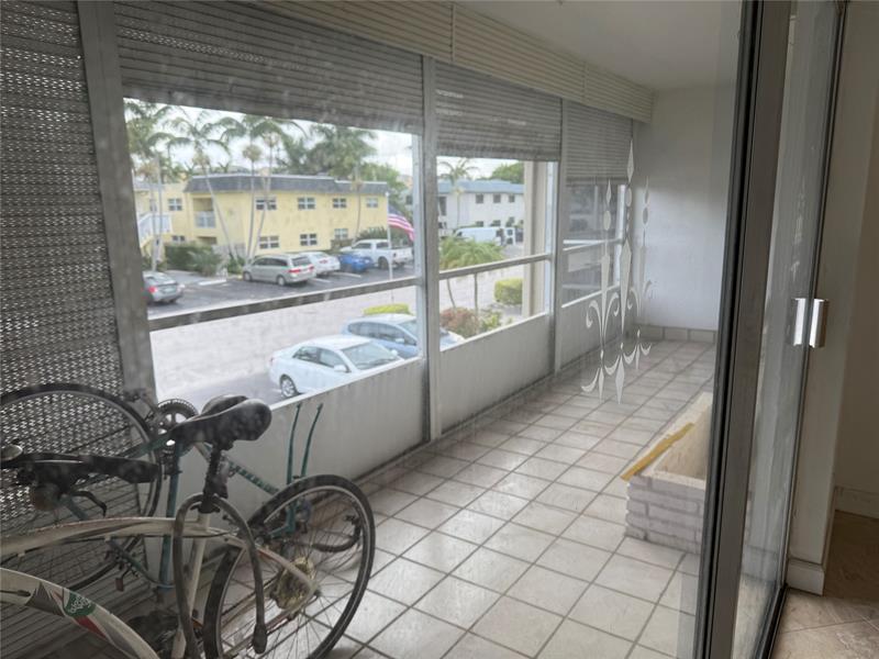 Image 14 of 22 For 2131 42nd Ct  202e