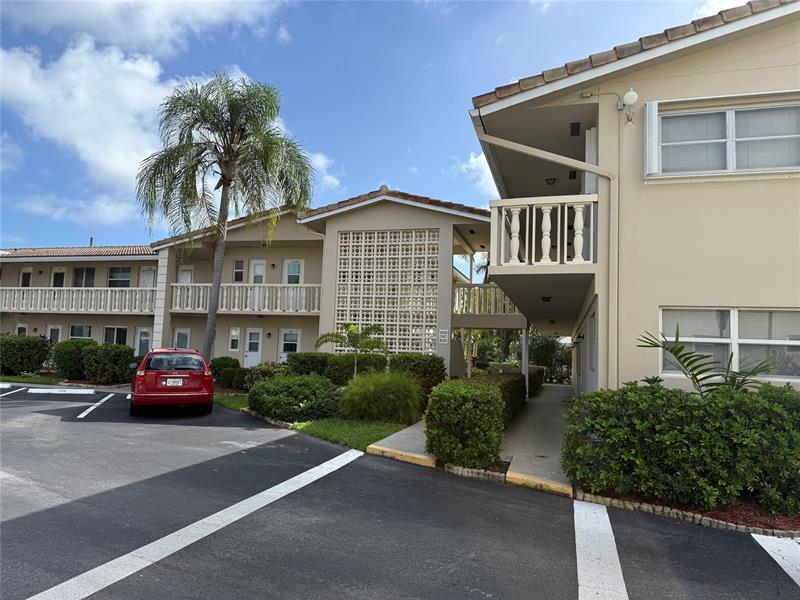 Image 16 of 22 For 2131 42nd Ct  202e
