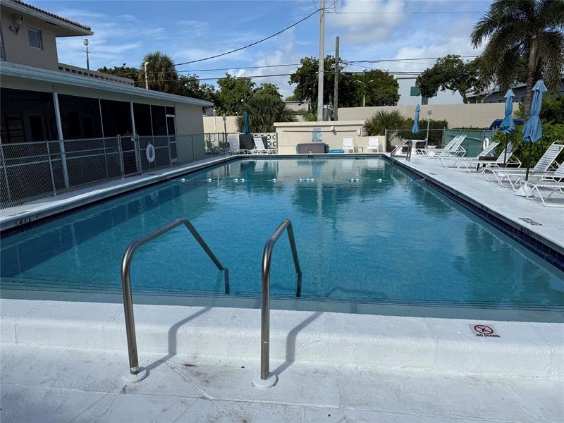 Image 21 of 22 For 2131 42nd Ct  202e