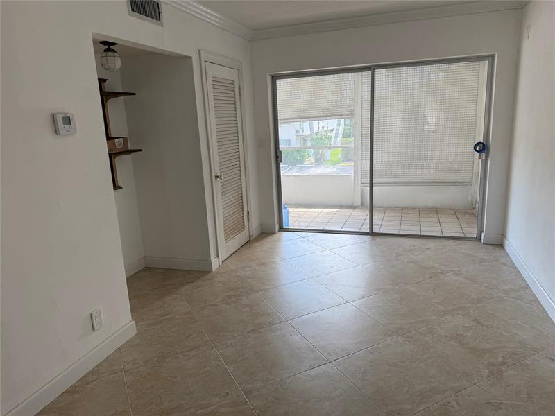 Image 5 of 22 For 2131 42nd Ct  202e