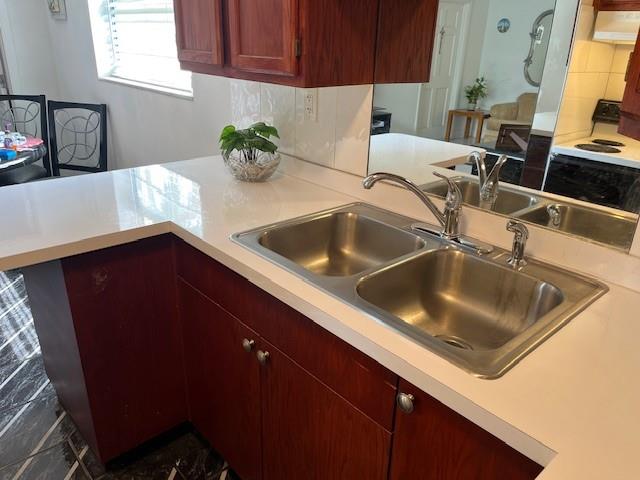 Image 9 of 25 For 2145 Pierce St  101