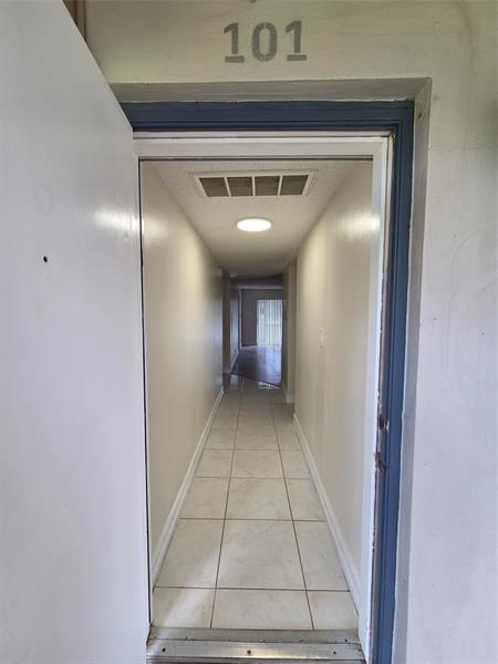 Image 14 of 30 For 7901 Colony Cir  101