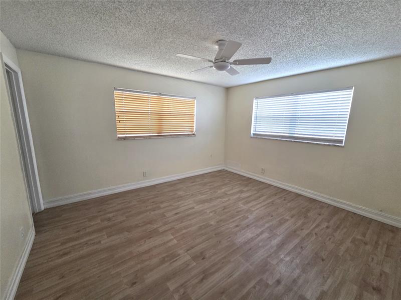 Image 22 of 30 For 7901 Colony Cir  101