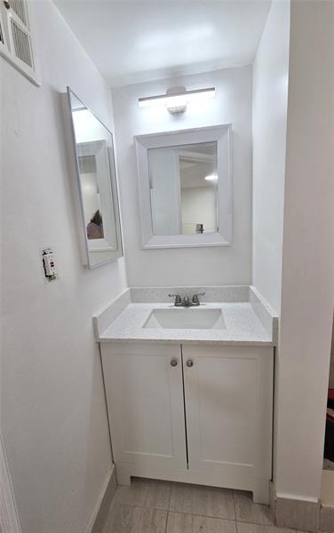Image 25 of 30 For 7901 Colony Cir  101