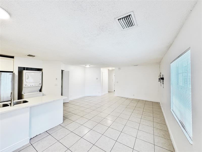 Image 6 of 37 For 1136 5th Ct  