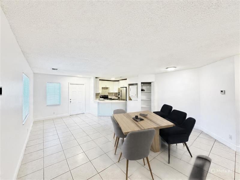 Image 9 of 37 For 1136 5th Ct  