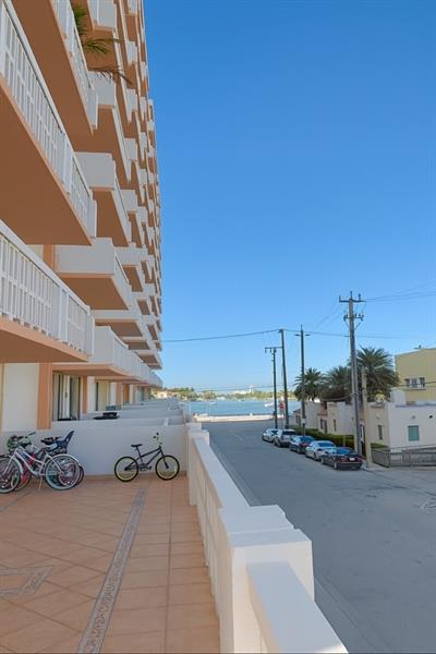 Image 14 of 18 For 801 Ocean Drive  206