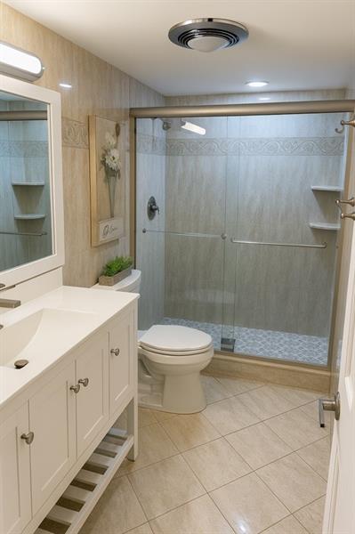 Image 9 of 18 For 801 Ocean Drive  206