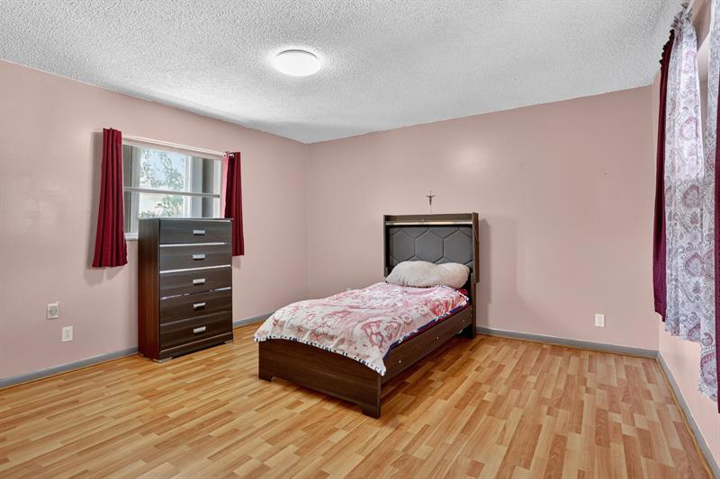Image 14 of 19 For 3817 84th Ave