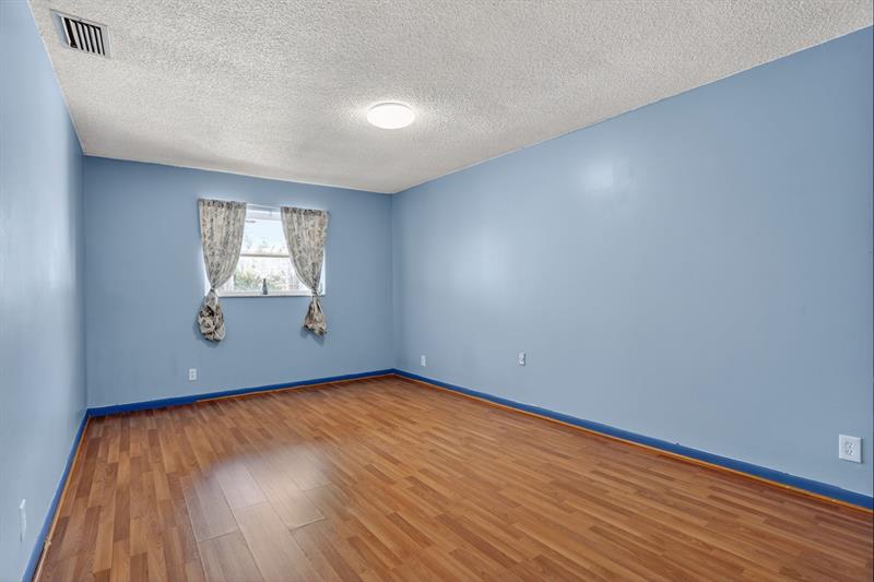 Image 17 of 19 For 3817 84th Ave