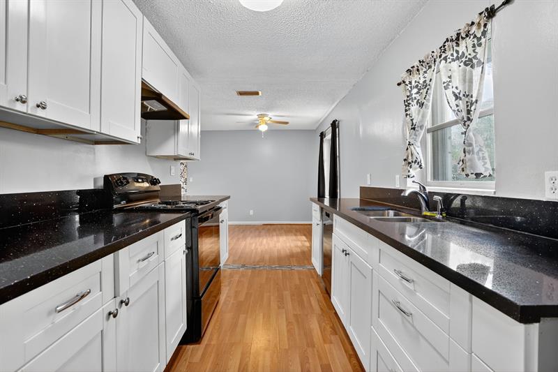 Image 4 of 19 For 3817 84th Ave