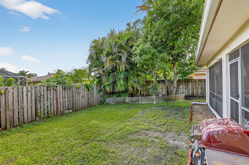 Image 8 of 19 For 3817 84th Ave