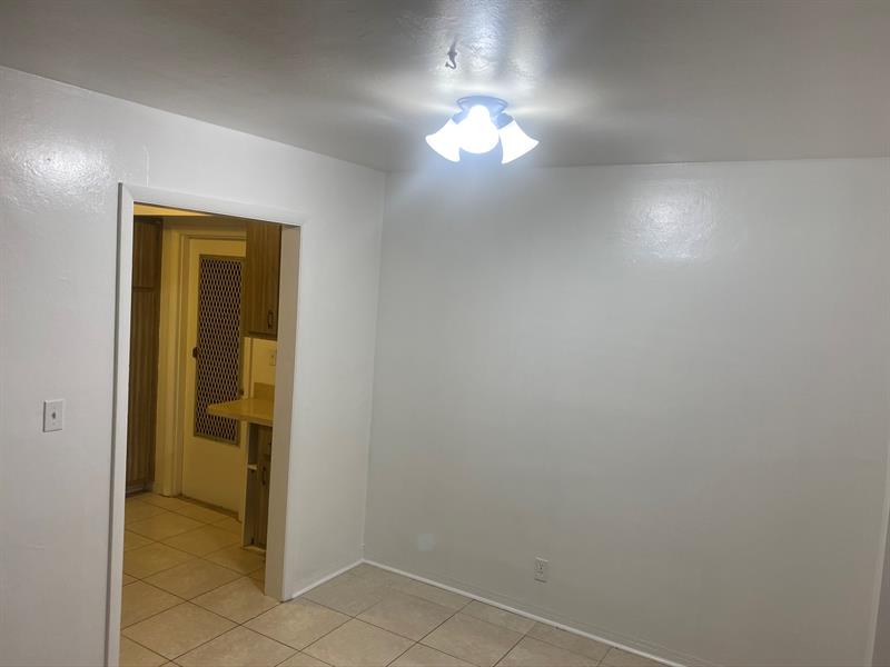 Image 3 of 17 For 4328 6th St  206